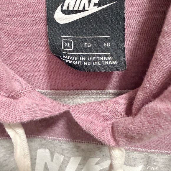 Nike Women’s Heather Gray and Lavender Pullover Hooded Long Sleeve Shirt - Picture 5 of 6